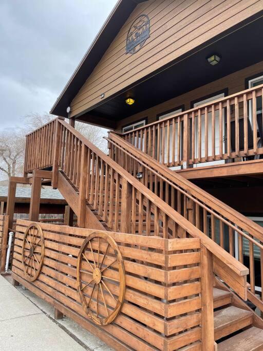 Parkway Yellowstone Guest House #7 Gardiner Exterior photo